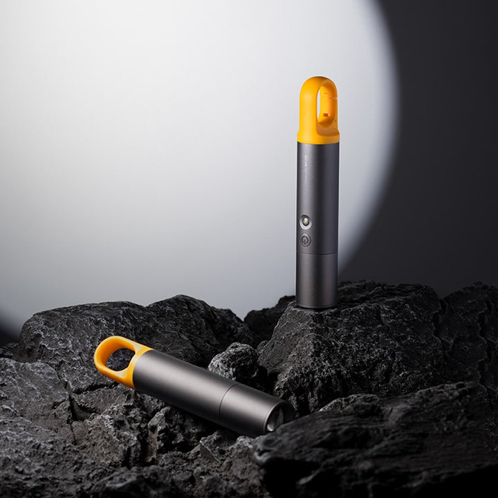 Lumen Bright Stepless Zoom Camping Flashlight