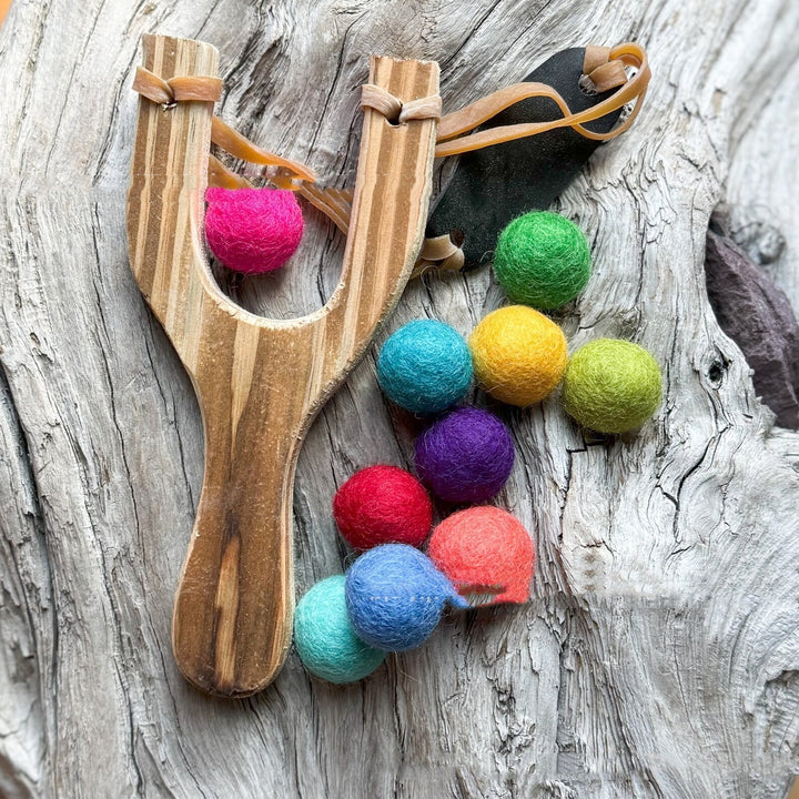 Felt Ball Slingshot Toy